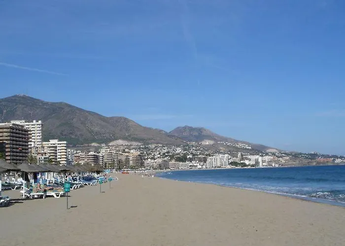 Cosy Flat Near The Beach & Town Centre * Фуэнхирола